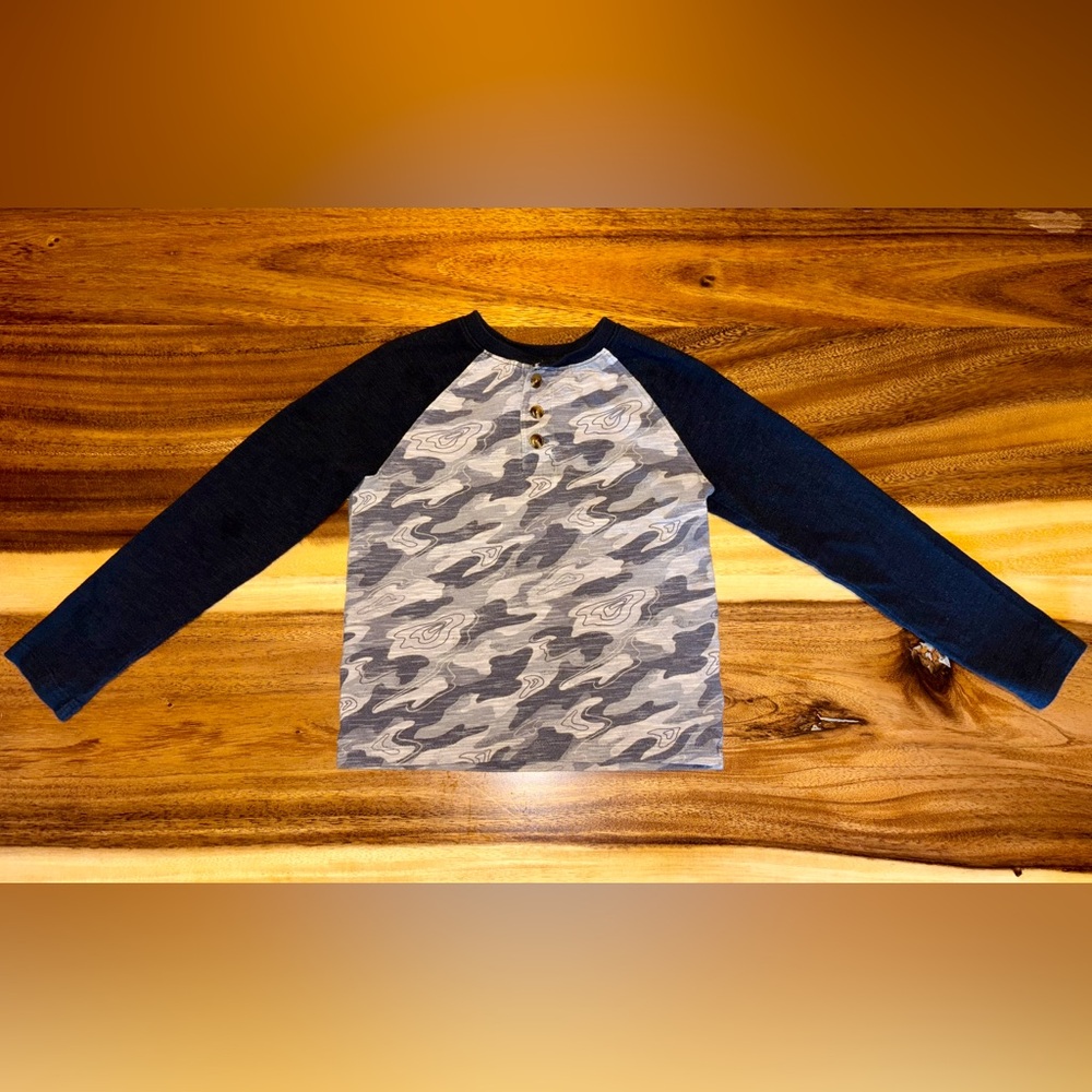 Lands' End Gray and Black Long Sleeve Tee